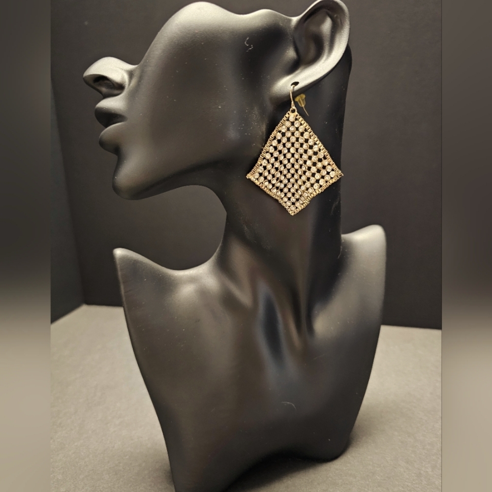 Mesh gold plated earrings